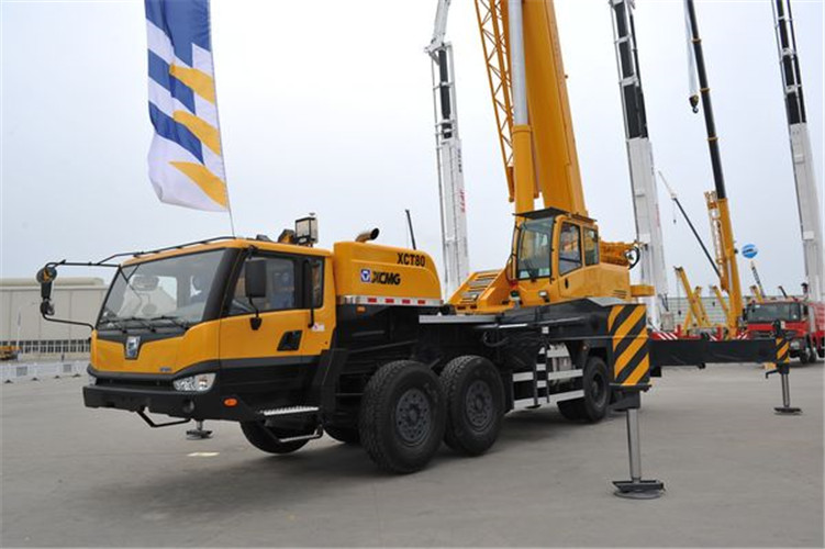 呼伦贝尔市预约吊车后，多久能上门服务？24 小时应急响应吗？